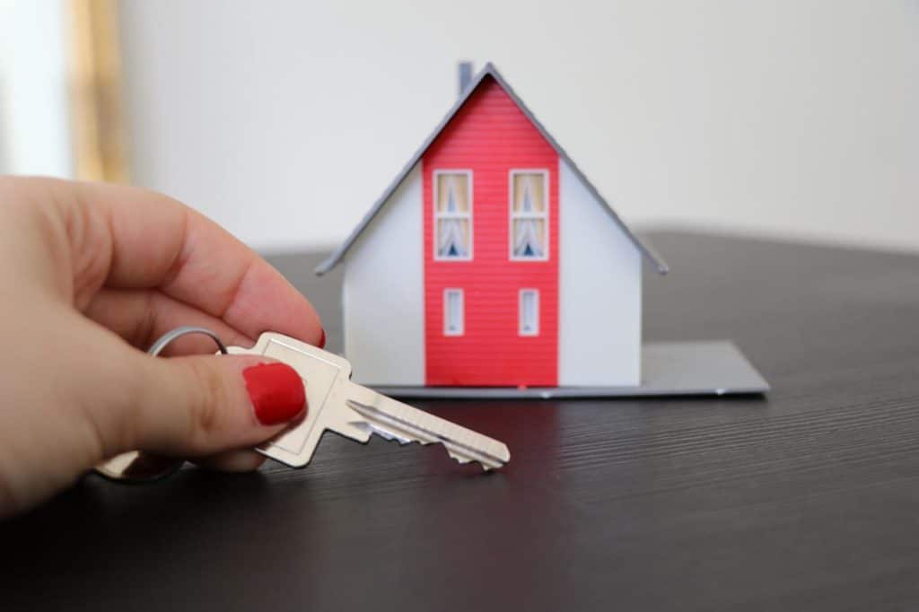 מנעול דירה